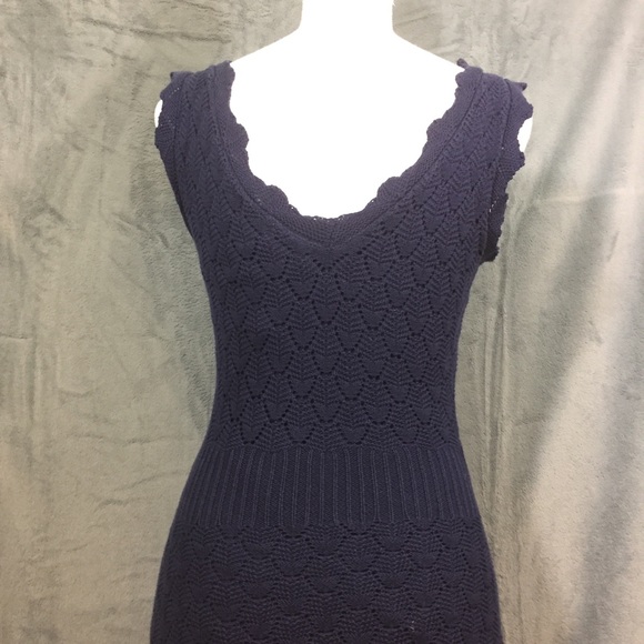 Navy blue crochet Lilly Pulitzer dress - Picture 4 of 6